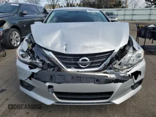2017 Nissan Altima SR z VIN 1N4AL3AP9HN353415, wystawiony jako Copart lot #50863795 z przebiegiem 112 315 mil mil oraz Szkoda całkowita • Salvage title. Historia ofert i sprzedaży dostępna na DreamBid. Obrazek 5.