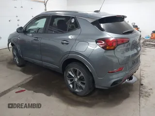 2022 Buick Encore GX Preferred с VIN KL4MMCSL8NB015270, выставлен на аукционе IAAI как лот 41483714 с пробегом 33 739 миль миль и . История ставок и продаж доступна на DreamBid. Изображение 3.