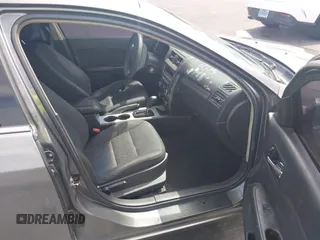 2012 Ford Fusion SE with VIN 3FAHP0HA6CR305816, listed as a IAAI auction lot 42041656 with 275,172 mi miles. Bid and sale history available at carsss.com. Image 5.