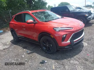 2024 Buick Encore GX Sport Touring с VIN KL4AMESL6RB105988, выставлен на аукционе IAAI как лот 42509593 с пробегом 34 229 миль миль и . История ставок и продаж доступна на DreamBid. Изображение 1.