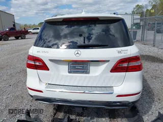 2015 Mercedes-Benz M 350 with VIN 4JGDA5JB5FA500990, listed as a IAAI auction lot 41738851 with 107,749 mi miles and . Bid and sale history available at DreamBid. Image 17.