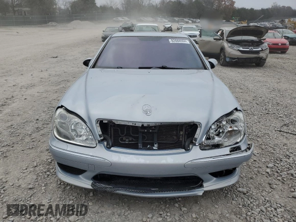 2005 Mercedes-Benz S-Class 5.0L with VIN WDBNG75J05A452316, listed as a Copart auction lot 82888994 with 167,954 mi miles and Salvage Title. Bid and sale history available at carsss.com. Image 5.