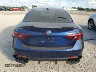 2017 Alfa Romeo Giulia with VIN ZARFAEAV8H7520339, listed as a Copart auction lot 44591745 with 70,994 mi miles and Salvage title. Bid and sale history available at DreamBid. Image 6.