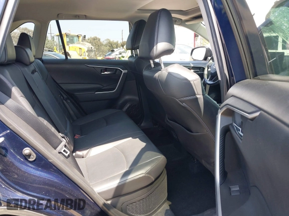 2021 Toyota RAV4 Hybrid LE with VIN 4T3B6RFV4MU025144, listed as a IAAI auction lot 42398033 with 65,994 mi miles and . Bid and sale history available at DreamBid. Image 8.