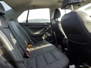 2010 Volkswagen Jetta Wolfsburg Edition с VIN 3VWRA7AJ8AM152978, выставлен на аукционе Copart как лот 43834035 с пробегом 153 252 миль миль и Списание • Salvage title. История ставок и продаж доступна на DreamBid. Изображение 10.