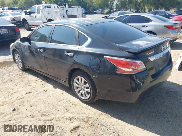 2015 Nissan Altima S with VIN 1N4AL3AP4FN301929, listed as a IAAI auction lot 42149690 with 212,706 mi miles and . Bid and sale history available at DreamBid. Image 3.