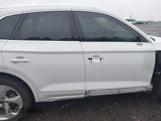 2023 Audi Q5 S line Premium Plus с VIN WA1EAAFY4P2073760, выставлен на аукционе IAAI как лот 42203388 с пробегом 30 601 миль миль и . История ставок и продаж доступна на DreamBid. Изображение 14.