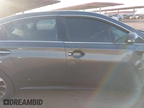 2017 Toyota Avalon XLE z VIN 4T1BK1EB0HU249028, wystawiony jako IAAI lot #41915371 z przebiegiem 83 024 mil mil oraz . Historia ofert i sprzedaży dostępna na DreamBid. Obrazek 13.