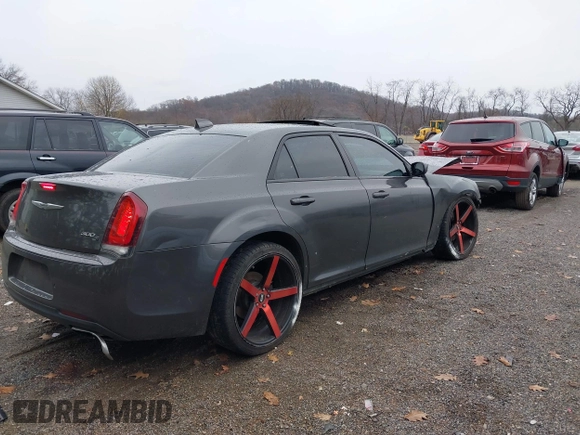 2016 Chrysler 300 S with VIN 2C3CCABG9GH230229, listed as a IAAI auction lot 40937329 with 147,808 mi miles and . Bid and sale history available at DreamBid. Image 4.