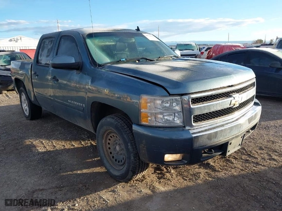 2008 Chevrolet Silverado 1500 LTZ with VIN 3GCEK13M18G191164, listed as a IAAI auction lot 40794522 with 180,509 mi miles. Bid and sale history available at carsss.com. Image 1.