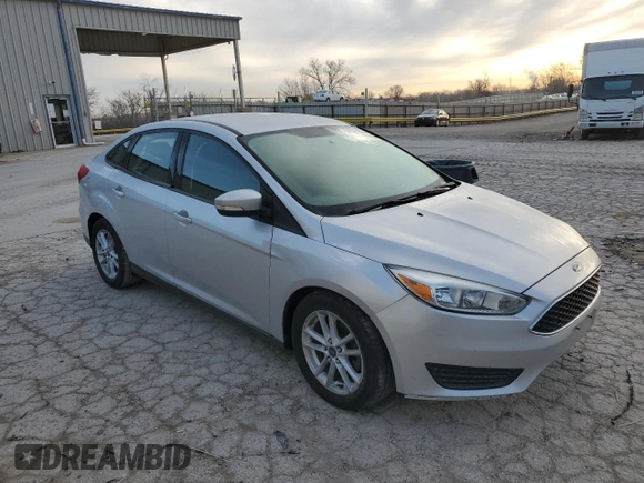 2015 Ford Focus SE with VIN 1FADP3F2XFL295838, listed as a Copart auction lot 50326535 with 189,957 mi miles and Salvage Title. Bid and sale history available at carsss.com. Image 4.