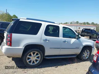 2013 GMC Yukon Denali with VIN 1GKS2EEF6DR308681, listed as a IAAI auction lot 41765321 with 190,321 mi miles. Bid and sale history available at carsss.com. Image 13.
