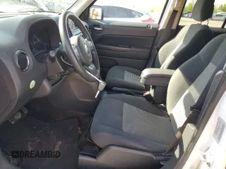 2016 Jeep Patriot Sport SE with VIN 1C4NJPBA6GD670270, listed as a Copart auction lot 54267855 with 98,495 mi miles and Clean Title. Bid and sale history available at carsss.com. Image 7.