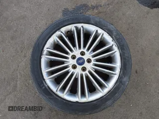 2013 Ford Fusion SE Hybrid z VIN 3FA6P0LU1DR310075, wystawiony jako IAAI lot #42085556 z przebiegiem Nie podano mil oraz . Historia ofert i sprzedaży dostępna na DreamBid. Obrazek 11.