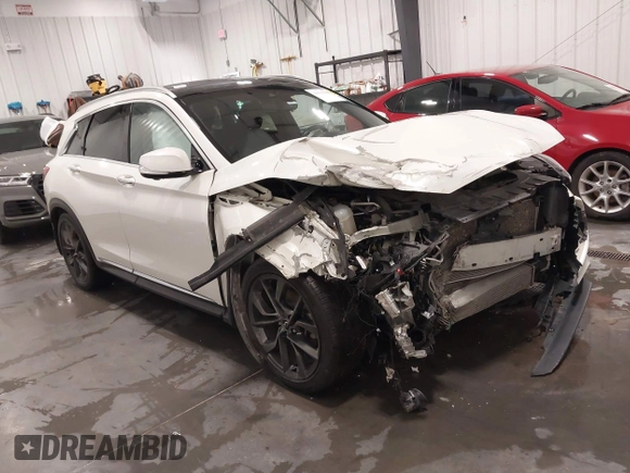 2019 Infiniti QX50 Luxe with VIN 3PCAJ5M38KF117624, listed as a IAAI auction lot 41630700 with 116,887 mi miles and . Bid and sale history available at DreamBid. Image 1.