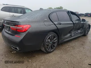 2018 BMW 7 Series M760i xDrive with VIN WBA7H6C5XJG614982, listed as a Copart auction lot 67186313 with 0 mi miles. Bid and sale history available at carsss.com. Image 3.