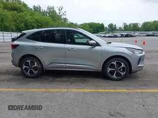 2023 Ford Escape ST-Line Select с VIN 1FMCU9NA4PUB17635, выставлен на аукционе IAAI как лот 42391475 с пробегом 25 383 миль миль и . История ставок и продаж доступна на DreamBid. Изображение 13.