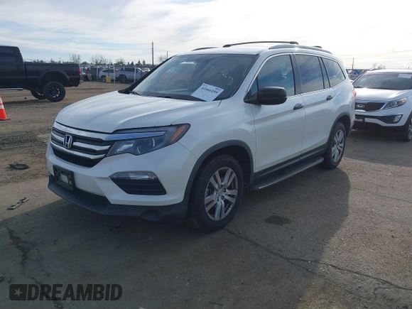 2016 Honda Pilot LX with VIN 5FNYF6H1XGB009768, listed as a IAAI auction lot 41666109 with 137,733 mi miles. Bid and sale history available at carsss.com. Image 17.