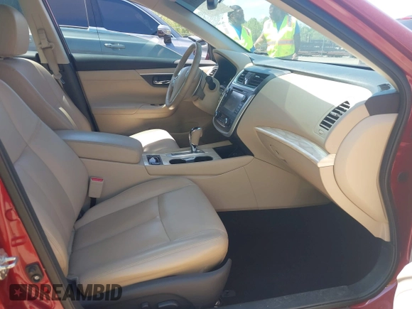 2016 Nissan Altima SR with VIN 1N4BL3AP3GC146050, listed as a IAAI auction lot 42133511 with 72,528 mi miles and . Bid and sale history available at carsss.com. Image 5.