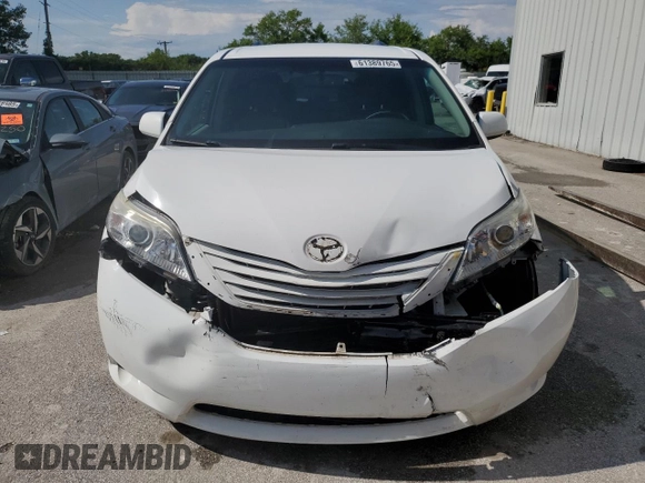2017 Toyota Sienna LE Auto Access Seat with VIN 5TDKZ3DC2HS839208, listed as a Copart auction lot 61389765 with 122,995 mi miles and Salvage title. Bid and sale history available at DreamBid. Image 5.