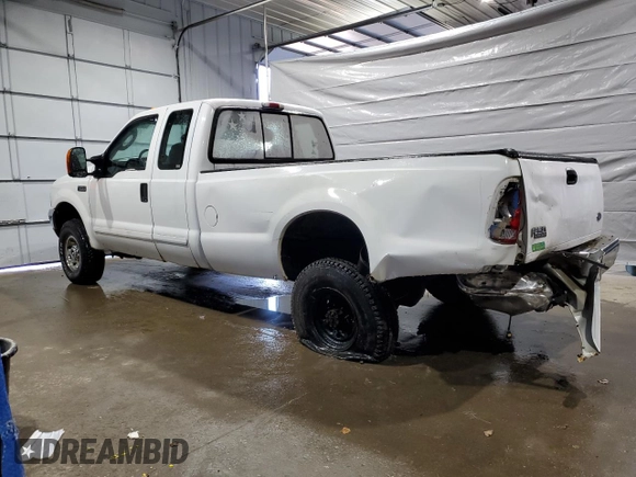 2003 Ford F-250 XL with VIN 1FTNX21L53EA55296, listed as a Copart auction lot 48673225 with 260,764 mi miles and Salvage title. Bid and sale history available at DreamBid. Image 2.
