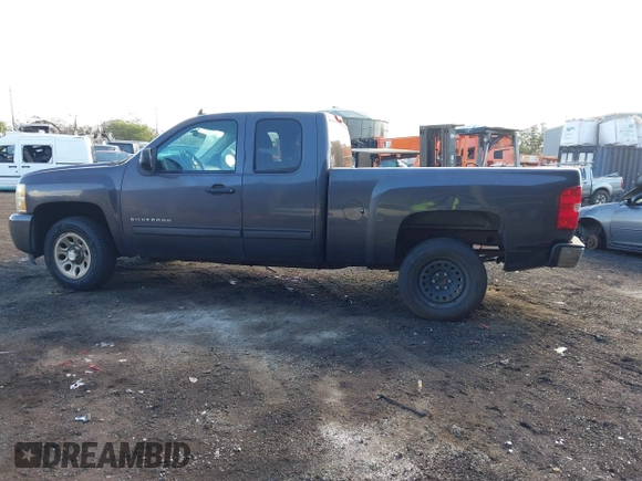 2010 Chevrolet Silverado 1500 LT with VIN 1GCSCSEA7AZ114426, listed as a IAAI auction lot 41033837 with 96,894 mi miles and . Bid and sale history available at DreamBid. Image 14.