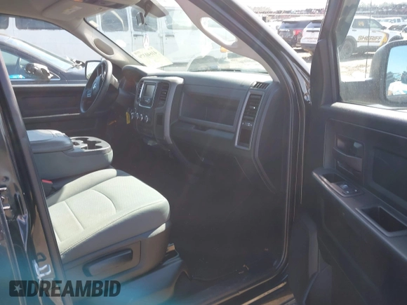 2018 Ram 1500 Express with VIN 1C6RR7FT0JS177927, listed as a IAAI auction lot 41640379 with 112,478 mi miles. Bid and sale history available at carsss.com. Image 5.