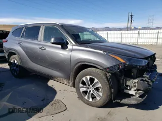 2023 Toyota Highlander L with VIN 5TDKDRBH5PS005383, listed as a Copart auction lot 44438255 with 17,149 mi miles and Salvage title. Bid and sale history available at DreamBid. Image 4.