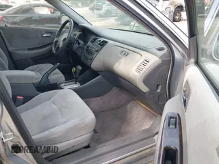 2002 Honda Accord SE z VIN JHMCG66802C027742, wystawiony jako IAAI lot #42373110 z przebiegiem 141 167 mil mil oraz . Historia ofert i sprzedaży dostępna na DreamBid. Obrazek 5.