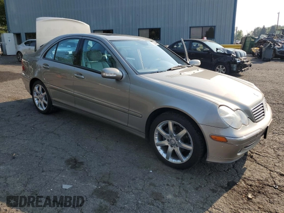 2003 Mercedes-Benz C 230 Kompressor with VIN WDBRF40J13A476678, listed as a Copart auction lot 70525434 with 138,793 mi miles and Salvage Title. Bid and sale history available at DreamBid. Image 4.