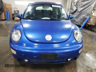 2003 Volkswagen New Beetle Coupe GLS with VIN 3VWCK21C83M412418, listed as a Copart auction lot 80592134 with 131,556 mi miles and Salvage Title. Bid and sale history available at carsss.com. Image 5.