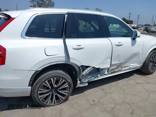 2022 Volvo XC90 Momentum с VIN YV4102PK6N1797215, выставлен на аукционе IAAI как лот 42437890 с пробегом 59 413 миль миль и . История ставок и продаж доступна на DreamBid. Изображение 6.