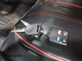 2010 Ford Explorer XLT с VIN 1FMEU7DE6AUA81150, выставлен на аукционе IAAI как лот 42612208 с пробегом 137 367 миль миль и . История ставок и продаж доступна на DreamBid. Изображение 11.