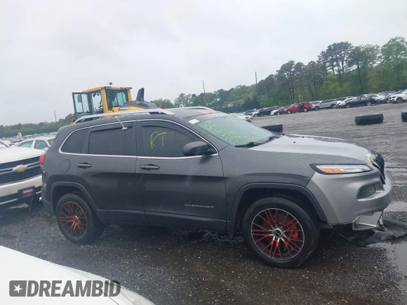 2014 Jeep Cherokee Limited with VIN 1C4PJMDB2EW182495, listed as a IAAI auction lot 42296626 with Not provided miles and . Bid and sale history available at DreamBid. Image 12.