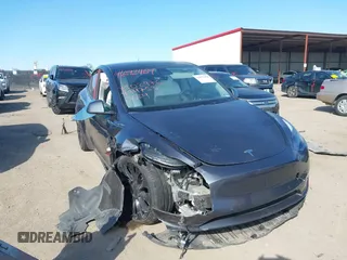 2022 Tesla Model Y Performance z VIN 7SAYGDEF8NF494753, wystawiony jako IAAI lot #41692464 z przebiegiem 14 616 mil mil oraz . Historia ofert i sprzedaży dostępna na DreamBid. Obrazek 1.