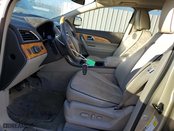 2011 Lincoln MKX with VIN 2LMDJ8JK3BBJ12631, listed as a Copart auction lot 49448875 with 203,791 mi miles and Salvage Title. Bid and sale history available at carsss.com. Image 7.