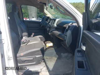 2019 Ram 2500 Tradesman with VIN 3C6UR4HJ5KG548111, listed as a IAAI auction lot 42338708 with 156,231 mi miles and . Bid and sale history available at DreamBid. Image 5.