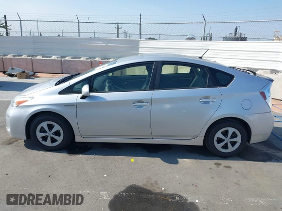 2015 Toyota Prius Four with VIN JTDKN3DU9F2001704, listed as a IAAI auction lot 42748429 with 193,725 mi miles and . Bid and sale history available at DreamBid. Image 14.
