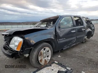 2008 GMC Yukon XL SLT 4SB with VIN 1GKFK16368R243268, listed as a Copart auction lot 48311785 with 228,311 mi miles and Salvage Title. Bid and sale history available at carsss.com. Image 1.