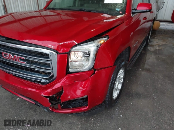 2015 GMC Yukon XL SLT with VIN 1GKS2HKC6FR501993, listed as a IAAI auction lot 41902491 with 205,669 mi miles. Bid and sale history available at carsss.com. Image 17.