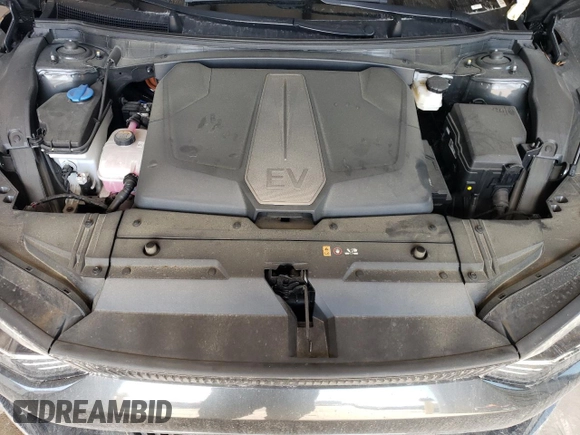 2024 Kia EV6 Wind with VIN KNDC34LA3R5163032, listed as a Copart auction lot 54441935 with 26,284 mi miles and Clean Title. Bid and sale history available at DreamBid. Image 12.