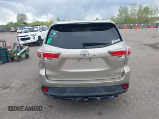 2016 Toyota Highlander Limited with VIN 5TDDKRFH1GS303129, listed as a IAAI auction lot 42112630 with 144,049 mi miles and . Bid and sale history available at DreamBid. Image 16.