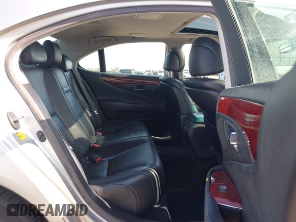 2008 Lexus LS 460 with VIN JTHBL46F185073510, listed as a IAAI auction lot 42347422 with 150,114 mi miles and . Bid and sale history available at DreamBid. Image 8.