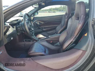 2020 McLaren 720S z VIN SBM14FCA8LW004385, wystawiony jako Copart lot #66385724 z przebiegiem 5329 mil mil oraz Szkody całkowita. Historia ofert i sprzedaży dostępna na DreamBid. Obrazek 7.