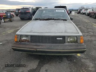 1981 Mazda 626 z VIN JM1GB2216B0531636, wystawiony jako Copart lot #85505404 z przebiegiem 41 816 mil mil oraz Szkoda całkowita • Salvage title. Historia ofert i sprzedaży dostępna na DreamBid. Obrazek 5.