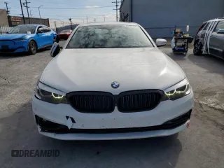 2018 BMW 5 Series 530e with VIN WBAJA9C52JB249643, listed as a Copart auction lot 43581825 with 91,561 mi miles and Salvage title. Bid and sale history available at DreamBid. Image 5.