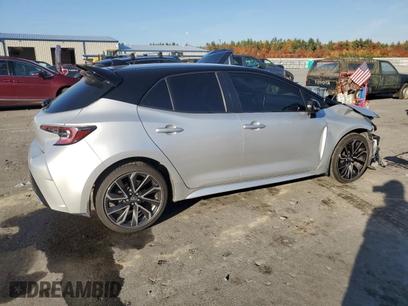 2020 Toyota Corolla Hatchback XSE with VIN JTNC4RBE8L3100859, listed as a Copart auction lot 76250864 with 56,467 mi miles and Salvage Title. Bid and sale history available at carsss.com. Image 3.