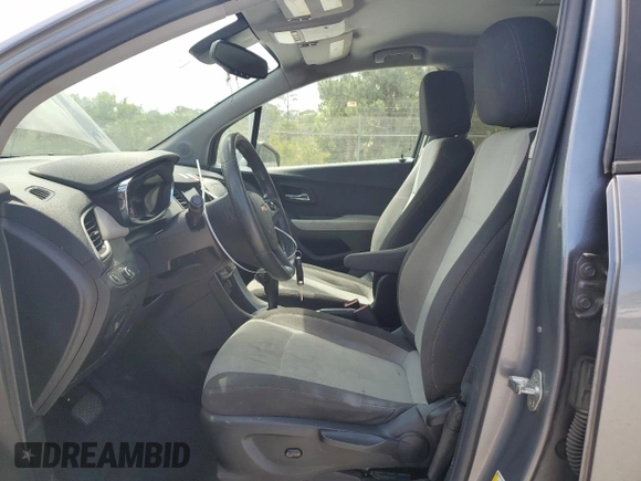 2020 Chevrolet Trax LS with VIN 3GNCJKSB3LL194784, listed as a Copart auction lot 54535795 with 150,695 mi miles and Clean Title. Bid and sale history available at carsss.com. Image 7.