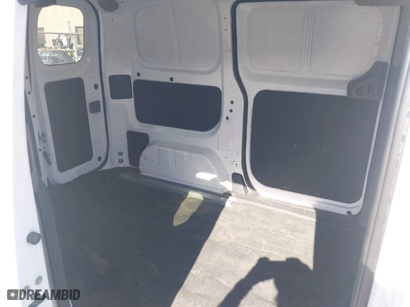 2018 Nissan NV200 Compact Cargo S with VIN 3N6CM0KN5JK705183, listed as a IAAI auction lot 41627733 with 46,948 mi miles. Bid and sale history available at carsss.com. Image 8.