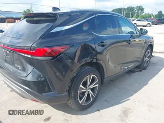 2023 Lexus RX 350 z VIN 2T2BAMCA9PC034273, wystawiony jako IAAI lot #42653429 z przebiegiem 29 826 mil mil oraz . Historia ofert i sprzedaży dostępna na DreamBid. Obrazek 6.